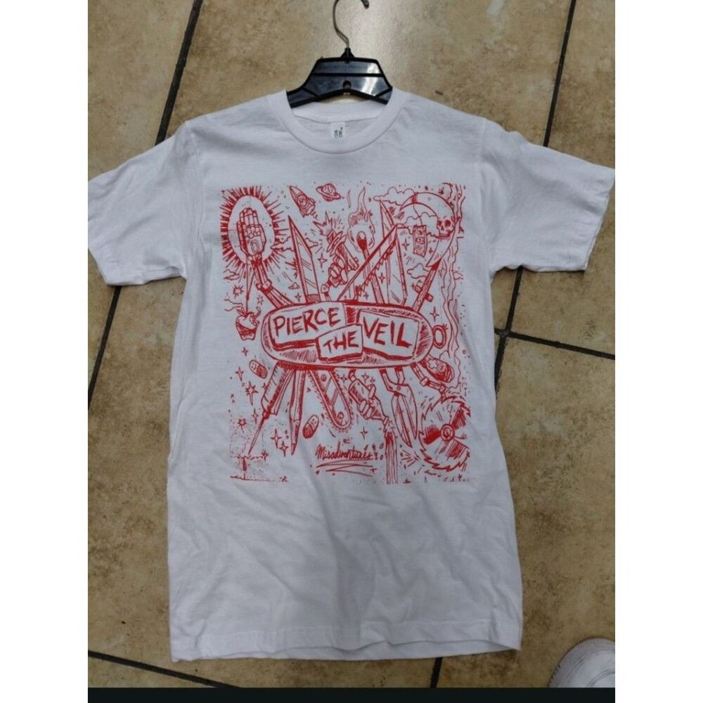 Rare Pierce The Veil White And Red Graphic Tee Small S